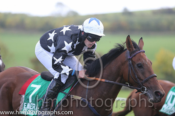 08 King Talus and R James - - 08th (7 ,black, white stars ) Trainer - Colin Bowe