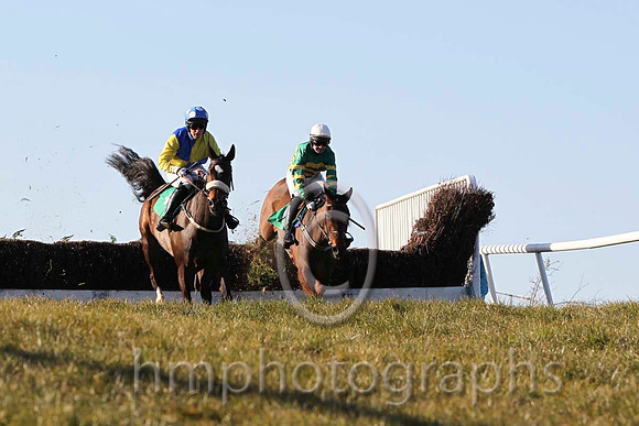01 Send For Paddy & Mr D A Fitzsimmons - Winner (4, royal blue and yellow qtrd)& 05 By Design & Mr N M Kelly - 5th (1, emerald green and orange hooped )  - FT8E3042-24