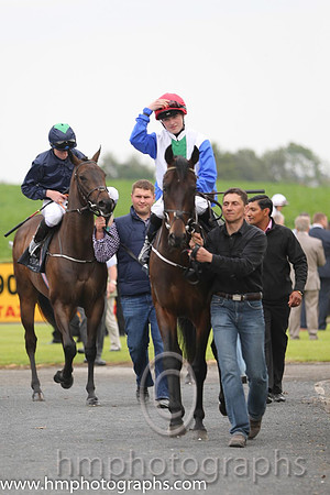 09th Varrane ( 5 , white, emerald green panel ) and Caroline Murtagh (7) - Trainer : J.P. Murtagh - Owner : Oaktree Racing Club
