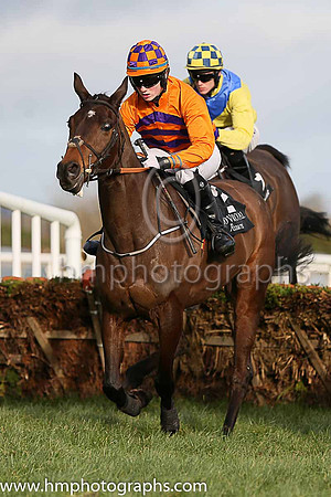 01 Angus Milan ( 2 , orange and purple chevrons ) and S.P. Kelly (7) - Trainer : Noel C. Kelly - Owner : Victor McCrea