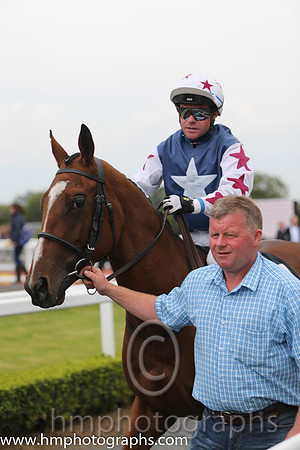 02nd Remarkable Lady ( 11 , dark blue, white star ) and D.M. Grant - Trainer : H.Rogers - Owner : Nap Racing Syndicate