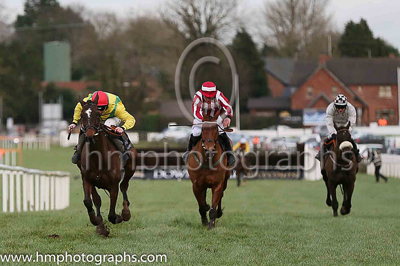 01 Venitien De Mai (FR) ( 7 , emerald green ) and J.J. Codd - Trainer : J.T.R.Dreaper - Owner : Ann  Alan Potts Partnership