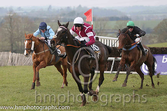 03rd SHARK SAUREZ and S Clements ( 10 , MAROON,white seams; maroon,white armlet sleeves; white cap ) Trainer: John Joseph Hanlon,, Owner : Syndicate Forever Never