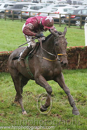 02nd Bel Ami De Sivola (FR) ( 6 , maroon, white hoop ) and N. Carberry - Trainer : Noel Meade - Owner : Gigginstown House Stud