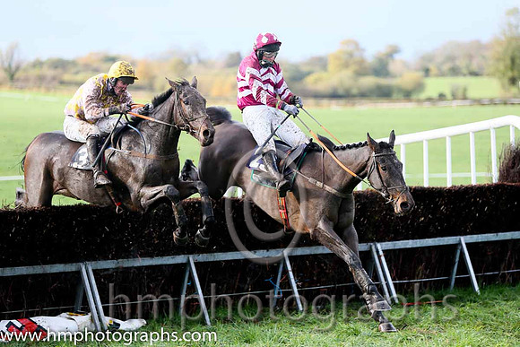 01st BIG MEADOW and J J Codd ( 23 , WHITE  MAROON HOOPS; white,maroon chevrons sleeves; maroon cap,white diamonds ) Trainer: Peter Fahey,, Owner : Patrick F. Ryan