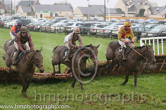 09th So On (GER) ( 16 , black, yellow seams ) and P.D. Kennedy (5) - Trainer : Mervyn Torrens - Owner : Ms. Anne Torrens