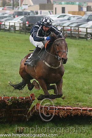 05th Ardview Boy  Stephen Gray (5, dark blue, white seams) , Trainer: Anthony Mulholland, Owner: D J McCormack