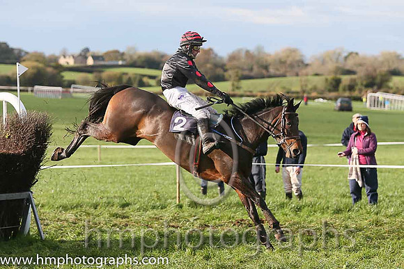 01st BILLY BILLY and B G Crawford ( 2 , BLACK; black,red spots sleeves; black  red hooped cap ) Trainer: S.R.B. Crawford,, Owner : W. Andrew Cromie