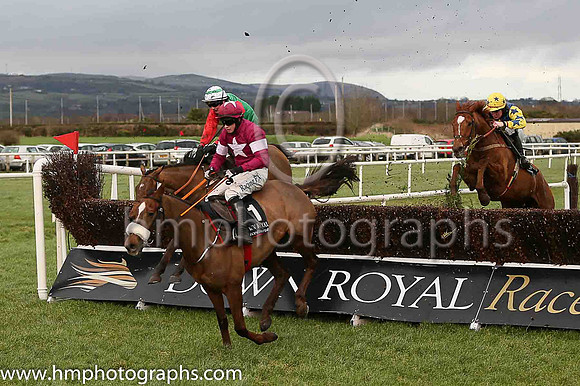 04 Altiepix (FR) ( 1 , maroon, white star ) and B.J. Cooper - Trainer : Gordon Elliott - Owner : Gigginstown House Stud