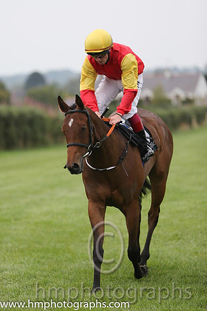 03rd Jenniechild ( 4 , red, yellow hlvd sleeves ) and C.D. Hayes - Trainer : Peter Fahey - Owner : Mrs Lucy Lynch
