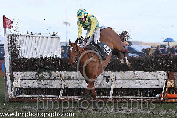 02nd PINCH OF GINGER and N McParlan ( 19 , YELLOW  EMERALD GREEN CHECK; yellow sleeves; yellow  emerald green check cap ) Trainer: Norman Geraghty,, Owner : Norman Geraghty