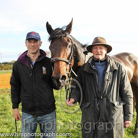 01st BILLY BILLY and B G Crawford ( 2 , BLACK; black,red spots sleeves; black  red hooped cap ) Trainer: S.R.B. Crawford,, Owner : W. Andrew Cromie
