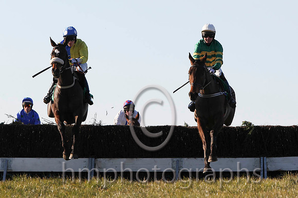 01 Send For Paddy & Mr D A Fitzsimmons - Winner (4, royal blue and yellow qtrd)& 05 By Design & Mr N M Kelly - 5th (1, emerald green and orange hooped )  - FT8E3002-5