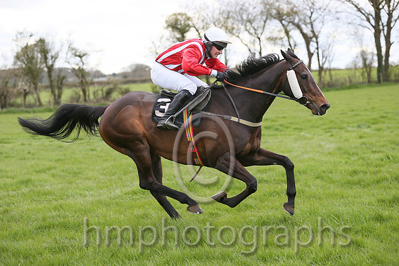 01st ANSEANACHAI CLISTE and M McConville ( 3 , RED  WHITE STRIPES; red, plain sleeves; white cap ) Trainer: Stephen McConville,, Owner : Michael McConville