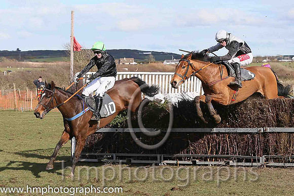 01st NEWTOWN CRAIG and B O'Neill ( 10 , BLACK; black sleeves; green cap ) Trainer: Colin Bowe,, Owner : Partnership Milestone Racing