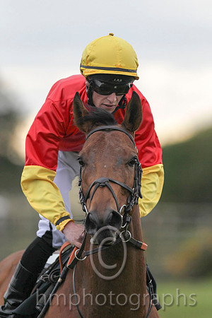 01 Judies Child & S B Kelly - winner (4, Red,yellow halved sleeves) - FT8E5334-1