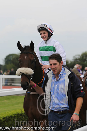 05th Kandahari (GB) ( 7 , white, emerald green hoops ) and R.P. Downey (5) - Trainer : John C. McConnell - Owner : Miss K. Rausing
