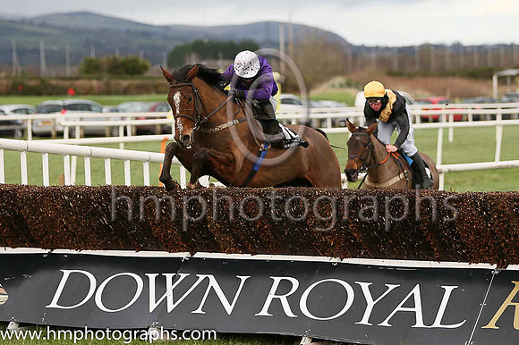 07 Hurricane Ivan ( 10 , purple, white cap ) and N.P. Madden - Trainer : S.Wilson - Owner : Stuart Thompson
