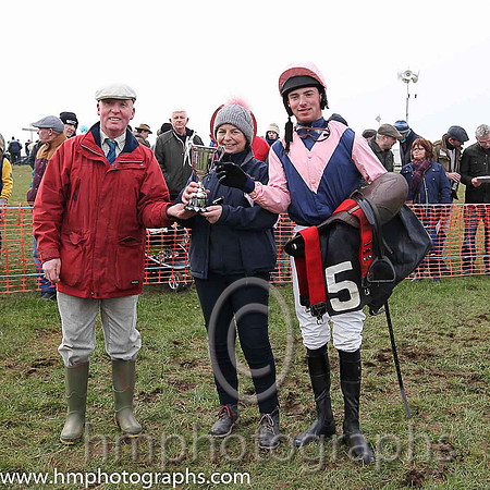 01st CURRENT EXCHANGE and T Donworth ( 5 , DARK BLUE,pink chevron; pink sleeves; pink cap ) Trainer: Gordon Elliott,, Owner : Partnership Kaniz Bloodstock Investments