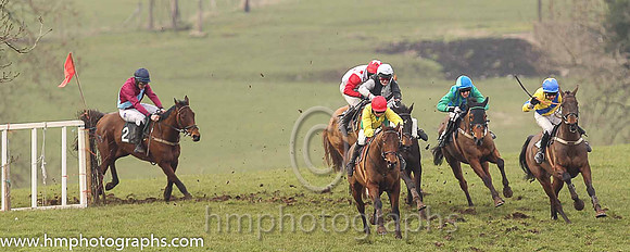 01st M M D SIZER and J J Codd ( 10 , EMERALD GREEN,yellow chevron; yellow, plain sleeves; red cap ) Trainer: J.T.R. Dreaper,, Owner : Potts, Alan