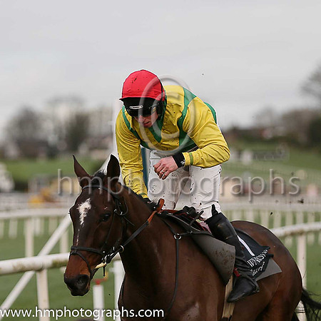 01 Venitien De Mai (FR) ( 7 , emerald green ) and J.J. Codd - Trainer : J.T.R.Dreaper - Owner : Ann  Alan Potts Partnership