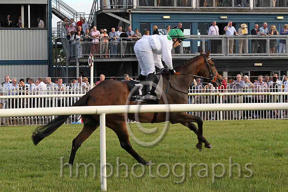 FT8E8515-60