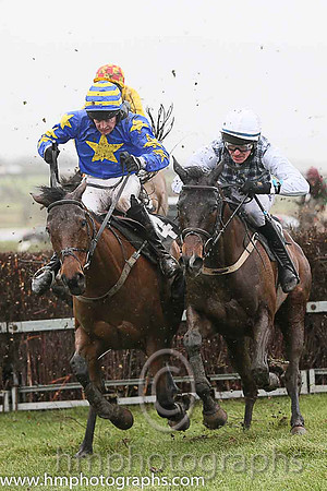 01st Champagne To Go ( 4 , royal blue, yellow star )  M J O'Hare ( Trainer: J G Cosgrave )