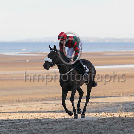 02 Moonbi Creek & Mr R P McNamara - 2nd (2,dark green, red chevron ) - FT8E1077-8