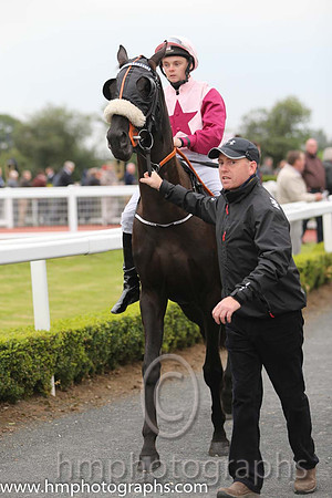 13th Baker Lisa ( 11 , pink, maroon star ) and G.J. Phillips (5) - Trainer : Dermot Anthony McLoughlin - Owner : Michael Harty