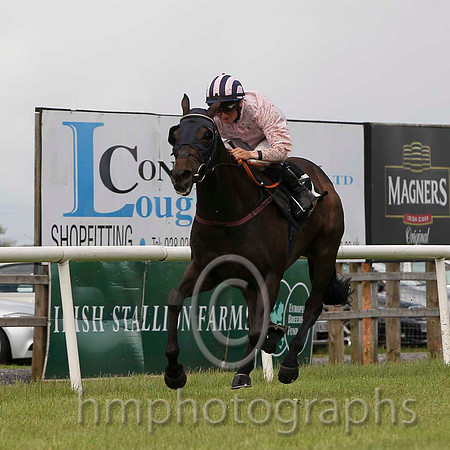 01 Sir Ector & C D hayes - winner (7, pink, dark blue and pink striped cap)- CU2D8042-Edit-44
