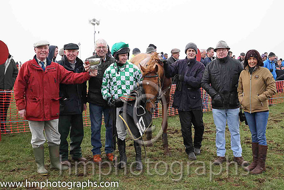 01st Tareesh Lane (10, green and white check) and N McParlan , Trainer Sean McParlan ; Owner Paddy Madine