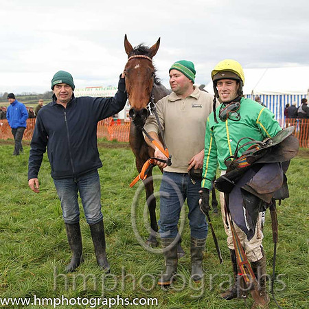 01st BORUING UP A STORM and B O'Neill ( 4 , GREEN; green,yellow seams sleeves; yellow cap ) Trainer: J.P. Brennan,, Owner : Marie Brennan