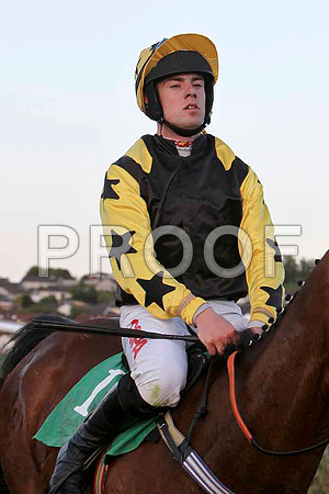 Cliff Climber , 5th, Jockey - Mr B O'Neill -FT8E3281-e