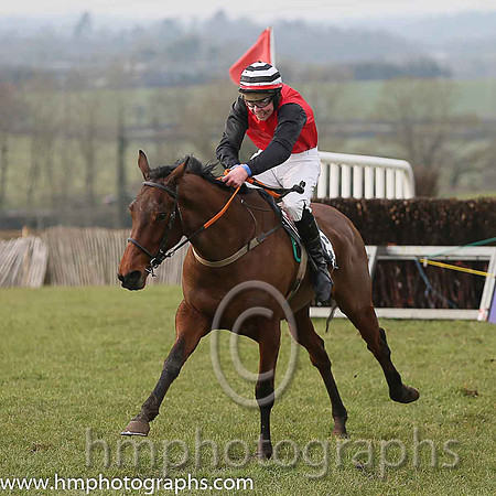 01st MR MCGO and L S Kelleher ( 8 , RED; black sleeves; black  white hooped cap ) Trainer: Thomas McGeough,, Owner : Thomas McGeough