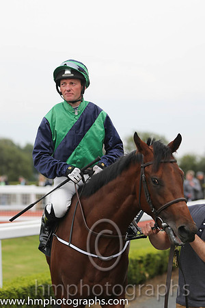 04th Blairmayne ( 5 , emerald green, dark blue sash ) and J.A. Heffernan - Trainer : Miss Natalia Lupini - Owner : Raintree Racing Partnership