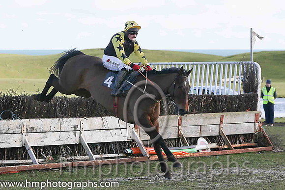 CROSSHUE DUDE and R James ( 4 , BLACK,yellow epaulettes; yellow,black stars sleeves; yellow cap ) Trainer: Donnchadh Doyle,, Owner : Syndicate D  N