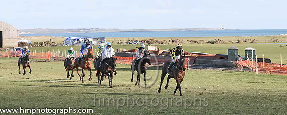 CROSSHUE DUDE and R James ( 4 , BLACK,yellow epaulettes; yellow,black stars sleeves; yellow cap ) Trainer: Donnchadh Doyle,, Owner : Syndicate D  N