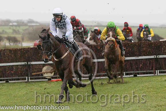 02nd Alkajazz ( 1 , mackensie tartan )  B G Crawford ( Trainer: S R B Crawford )