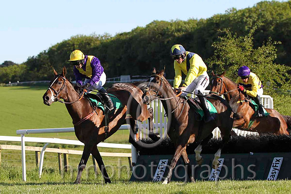 01 Usuel Smurfer & D E Mullins - winner (9,yellow, dark blue sash )FT8E6072-48