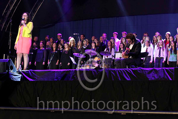 Andrea Begley winner of The Voice 2013 entertaining the crowd at the WPFG Games opening ceremony in Belfast - CU2D9605-176