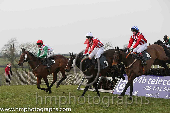 02nd CELTIC THUNDER and J P McKeown ( 5 , WHITE,red spots; emerald green sleeves; red cap ) Trainer: Marshall Watson,, Owner : Supersonic Partnership