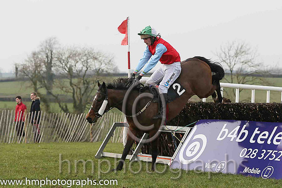 04th TAMACILLA and A Murphy ( 2 , RED; blue sleeves; green  white qtd cap ) Trainer: Brian W. Dougan,, Owner : Brian W. Dougan