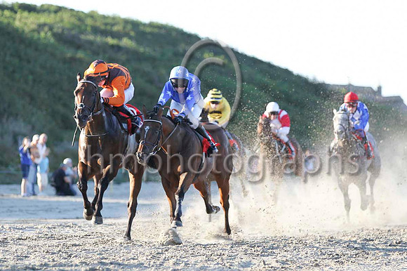 01 Bangalore Diamond & C T Keane - winner (2, brown and orange chevrons) - FT8E1020-26
