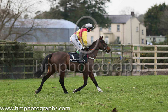 04 Davyroy ( 1 , red, yellow sash ) and A.P. Heskin - Trainer : C.A.McBratney - Owner : Mrs David McBratney