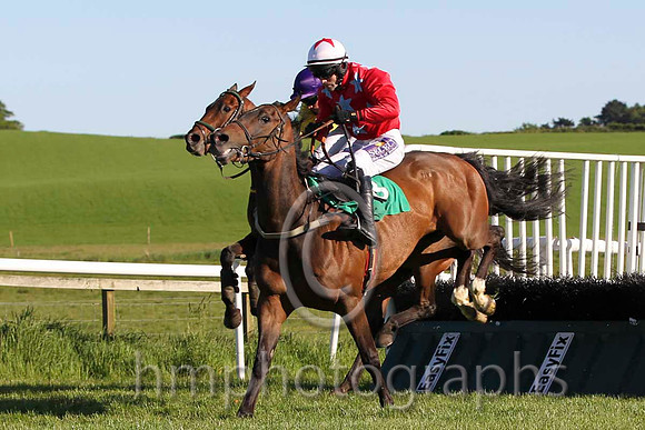 01 Usuel Smurfer & D E Mullins - winner (9,yellow, dark blue sash )FT8E6088-59