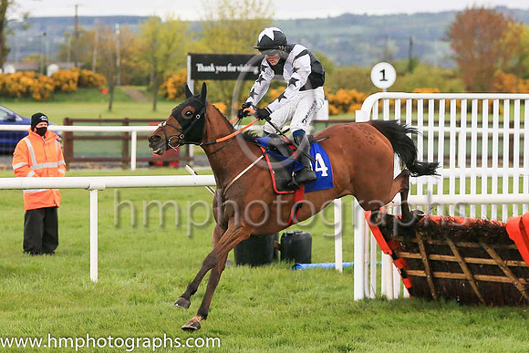 01st Don Diablo and J C Gainford4 ( 14 , blac, white cross sash ) Trainer - Mrs D Foster , Owner - KTDA Racing