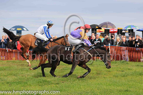 DANCE THE RAPIDS and A J Fox ( 17 , PURPLE,yellow diabolo; purple  yellow hlvd sleeves; purple cap ) Trainer: Adrian McGuinness,, Owner : Joseph Kenny
