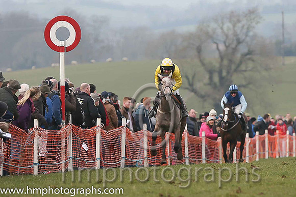 01st SIXTEEN AGAIN and M J O'Hare ( 13 , YELLOW,black chevron; yellow, plain sleeves; white  yellow check cap ) Trainer: B.P. Galvin,, Owner : Noreen Galvin