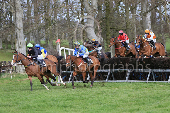 04th KATIE DANIELS and B G Crawford ( 10 , RED,green chevron; red sleeves; red cap,grey star ) Trainer: S.R.B. Crawford,, Owner : Barry Logan