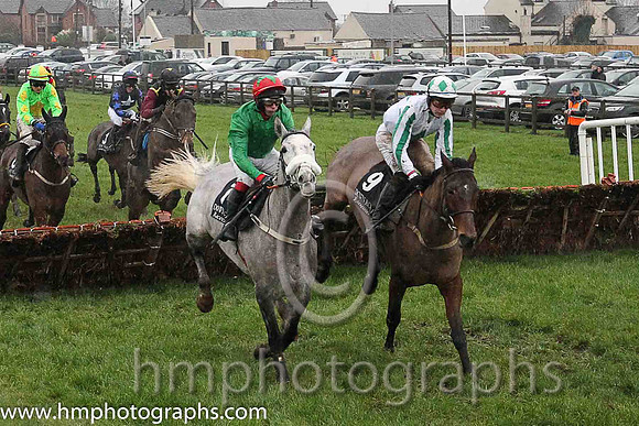10th Big Vincey ( 7 , light green, red cap ) and P.A. Gallagher (5) - Trainer : Eoin Gerard Barry - Owner : N.Coburn